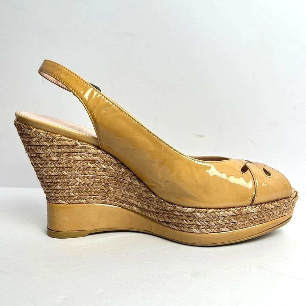 Stuart Weitzman Espadrille Peep Toe Wedge Heels Sandals Camel Tan Patent Leather - Picture 3 of 15